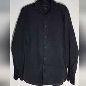 Medium black H&M button-down dress shirt.